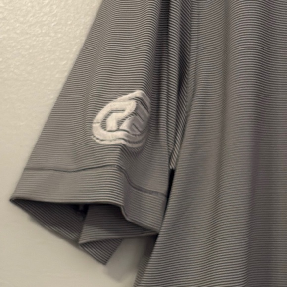 Peter Millar Silver Gray Performance Polo Shirt Large - Picture 5 of 5